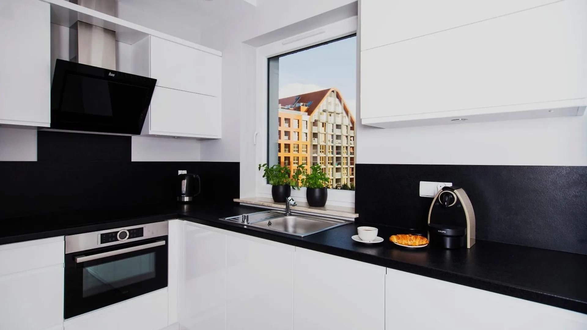 Holidays Home Apartamenty Chmielna Gdansk Apartment