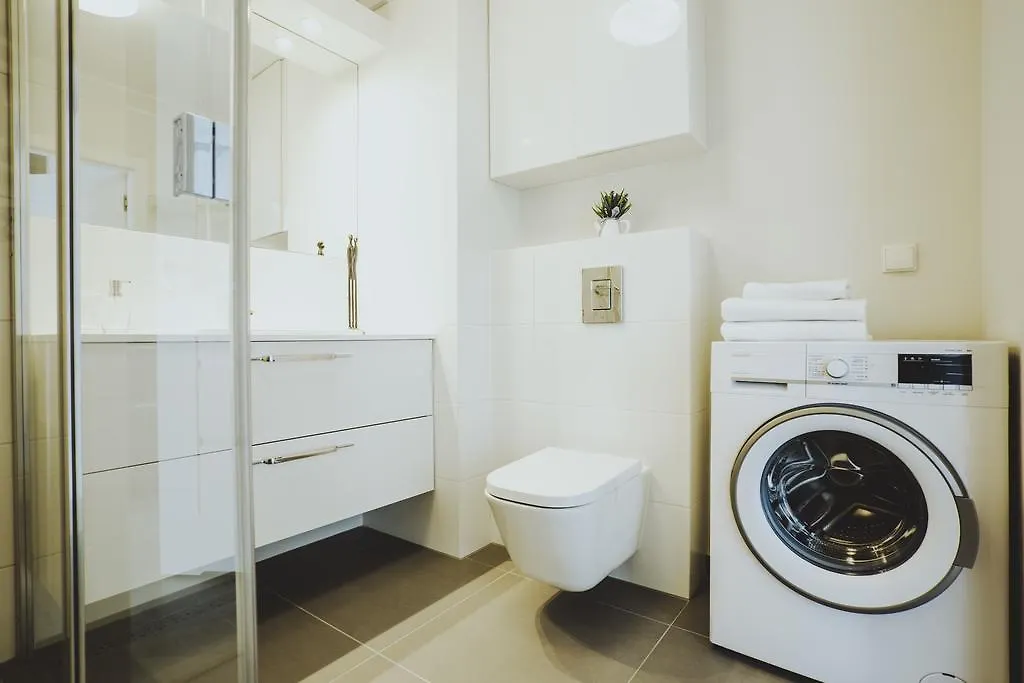 Holidays Home Apartamenty Chmielna Gdansk Apartment